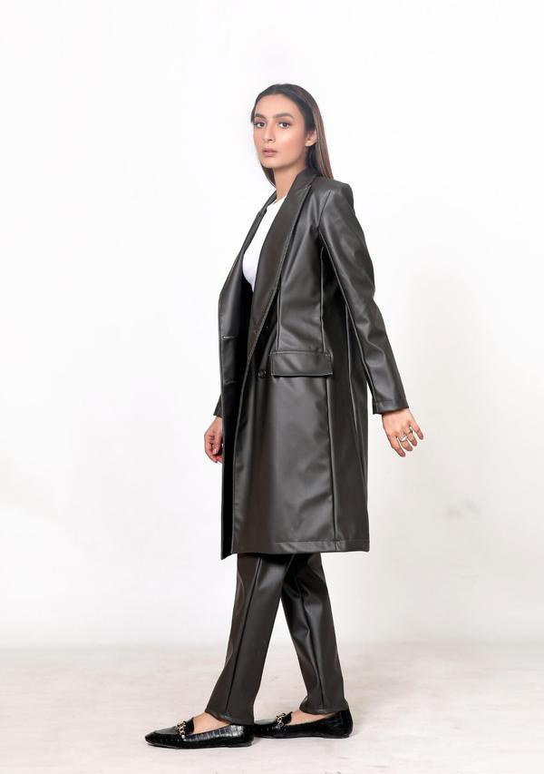 Trench coat in faux leather - grey